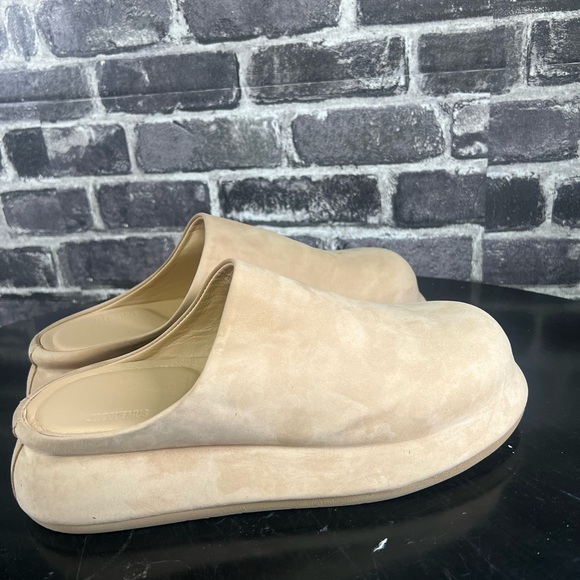 Jacquemus Bricciola suede mules - size 6 - Picture 9 of 12